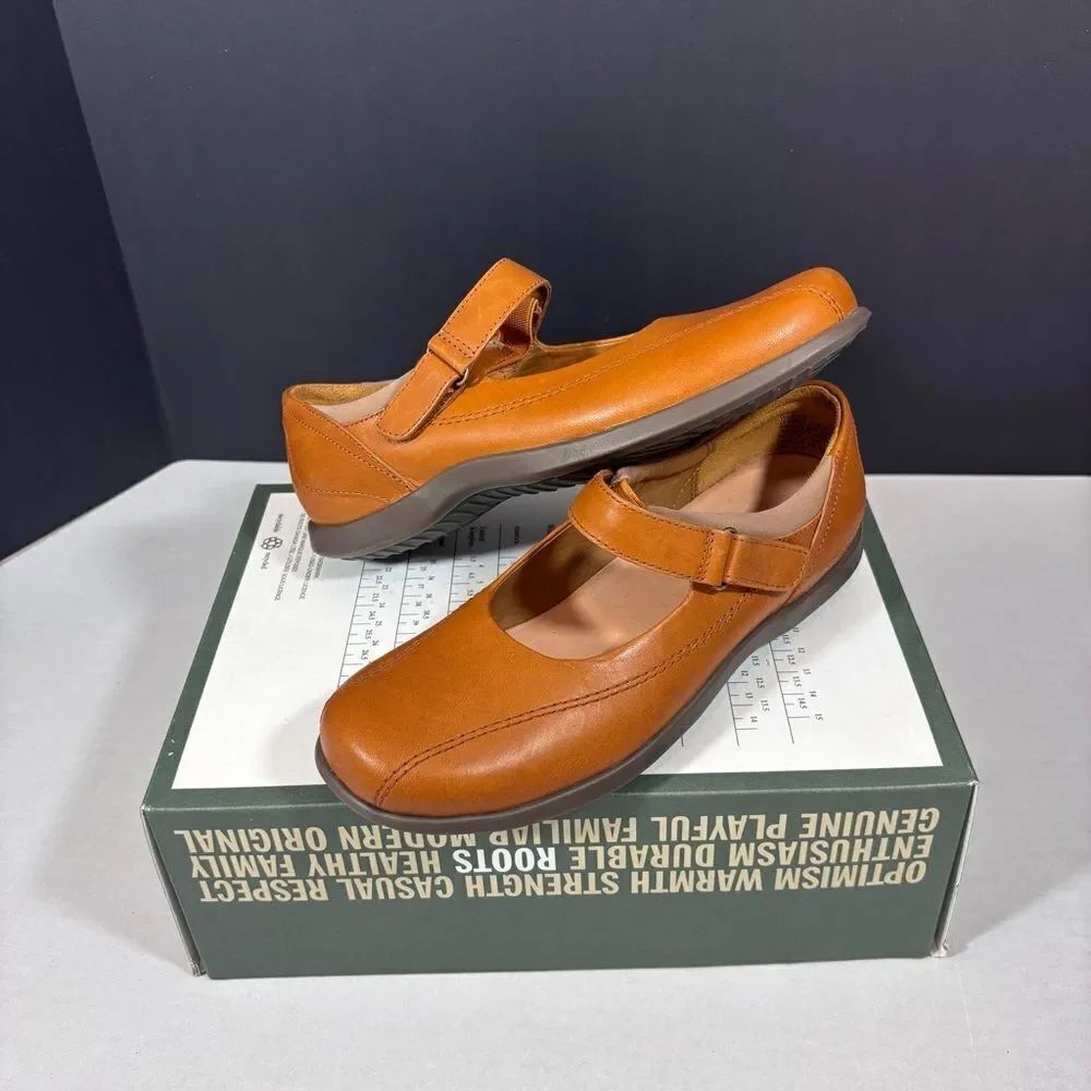 Roots Tremont Leather Mary Jane’s Size 6.5 Color Autumn Rust NEW in box